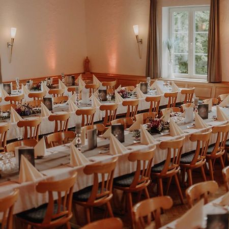 Gastwirtschaft & Hotel Doll Markt Indersdorf Eksteriør bilde